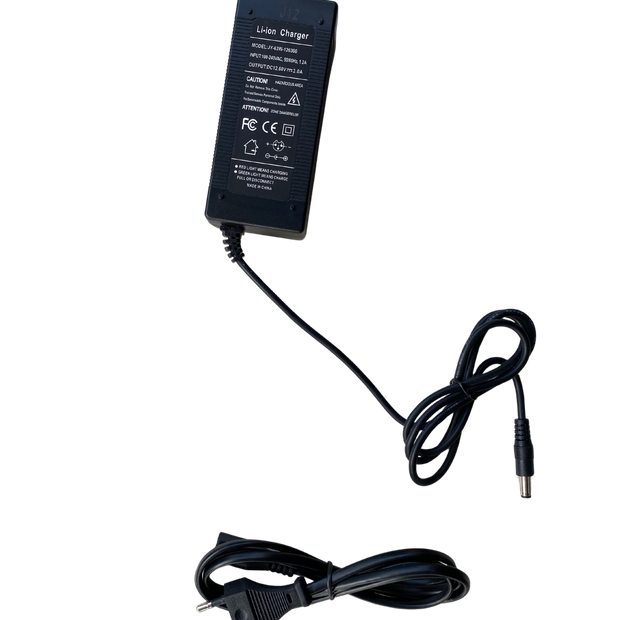 LON0001 - Carica Batteria Li-Ion 12.6V 3000 mAh
