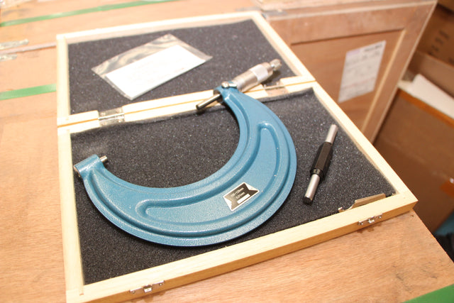 SDM0053 - Outside Micrometer 100-125mm x 0.01