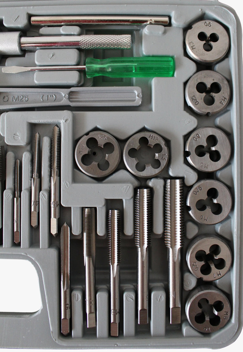 ATT0035 - Kit di Filettatura Manuale 40pcs