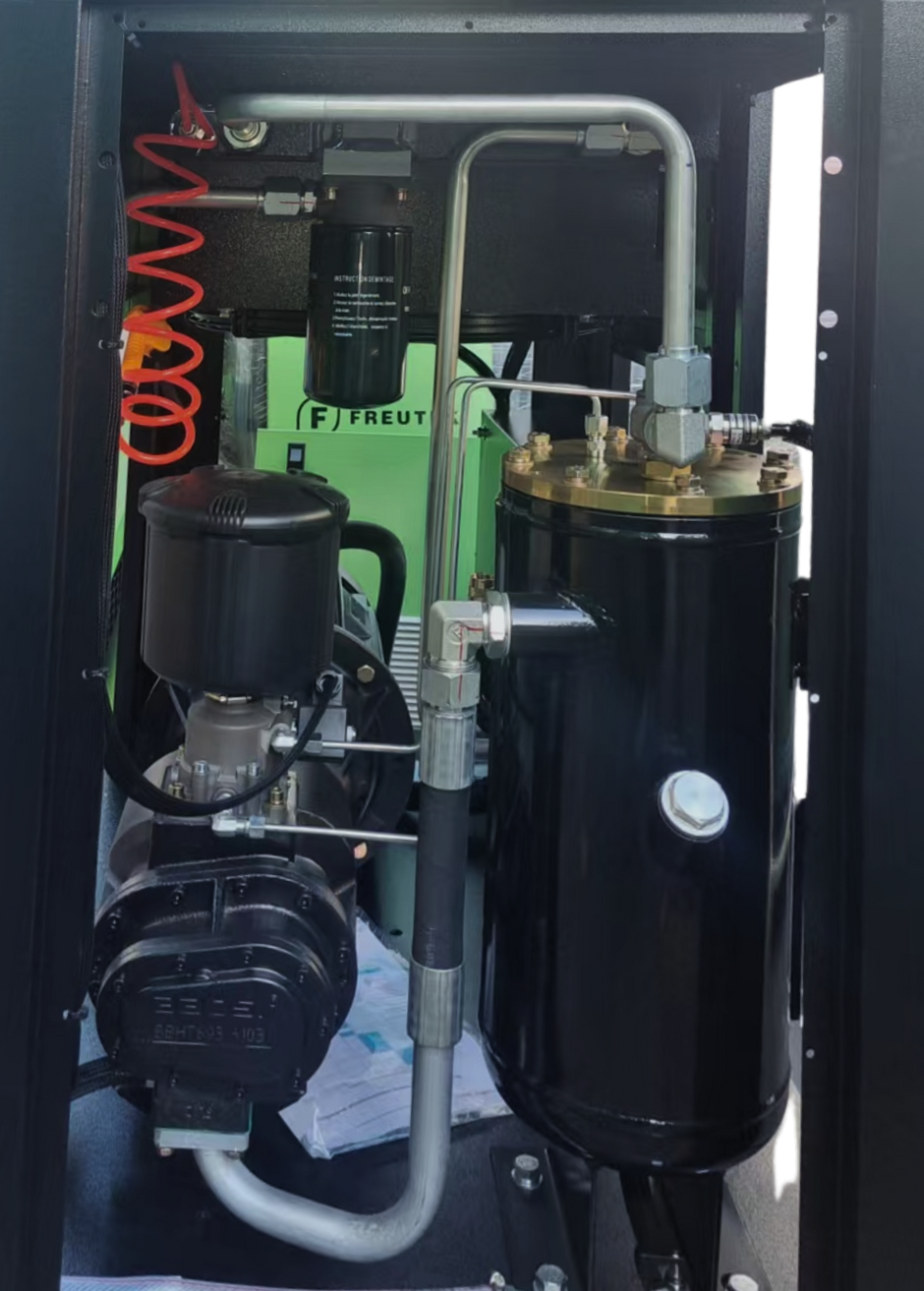 JUB0002 - 11kW Screw Compressor