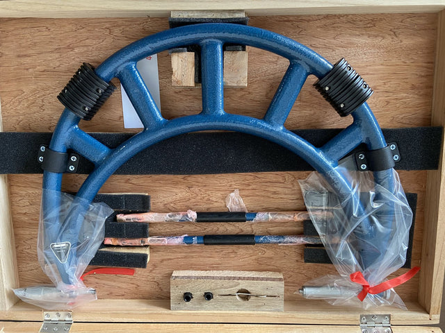 SDM0033 - External Micrometers with Interchangeable Anvils 300-400 x 0.01 mm