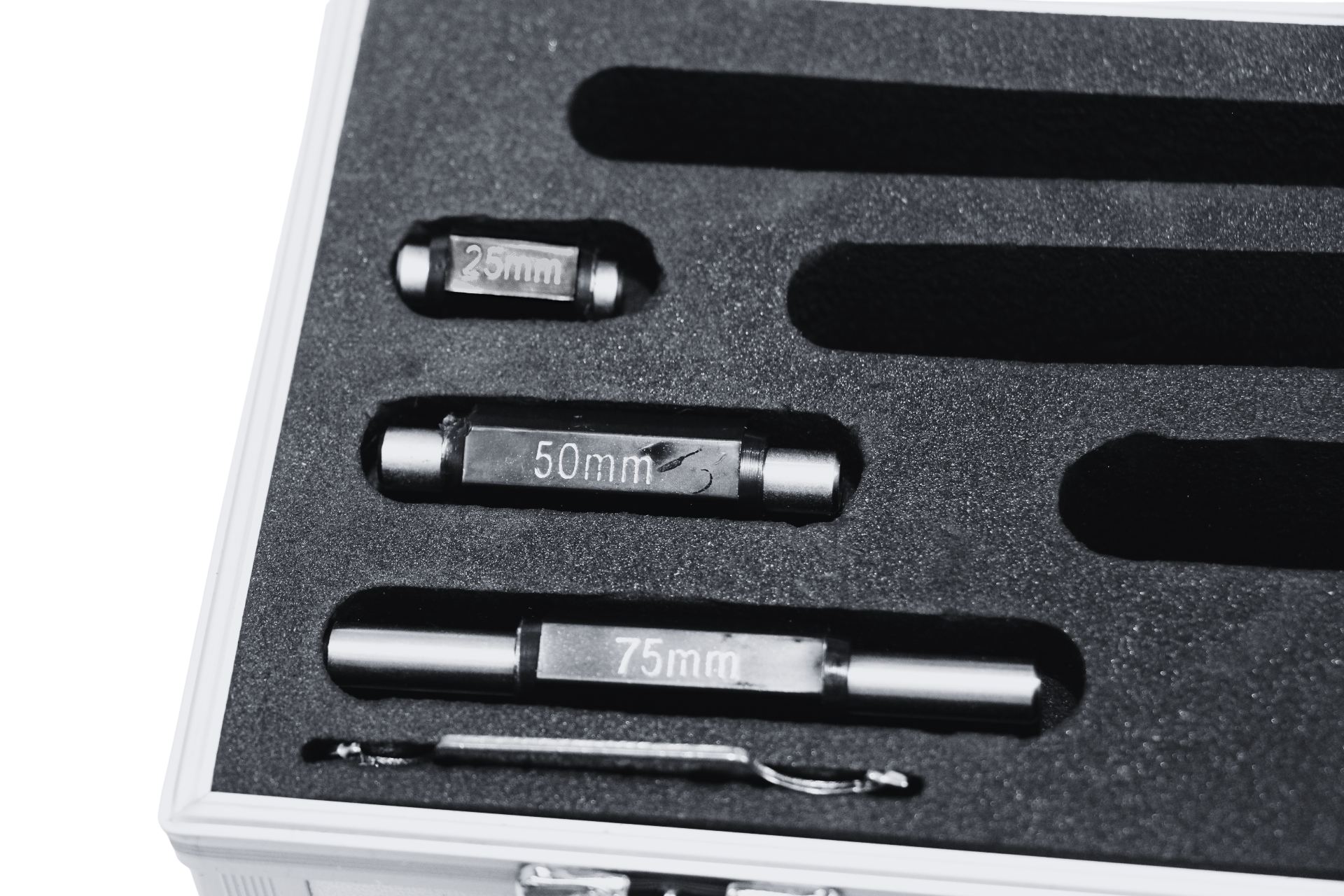 SDM0054 - Set di Micrometri Centesimali ad Arco per Esterni 0-100mm (4 unità)