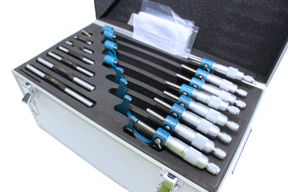 SDM0056 - Set of 8 External Micrometers 0-200 x 0.001mm
