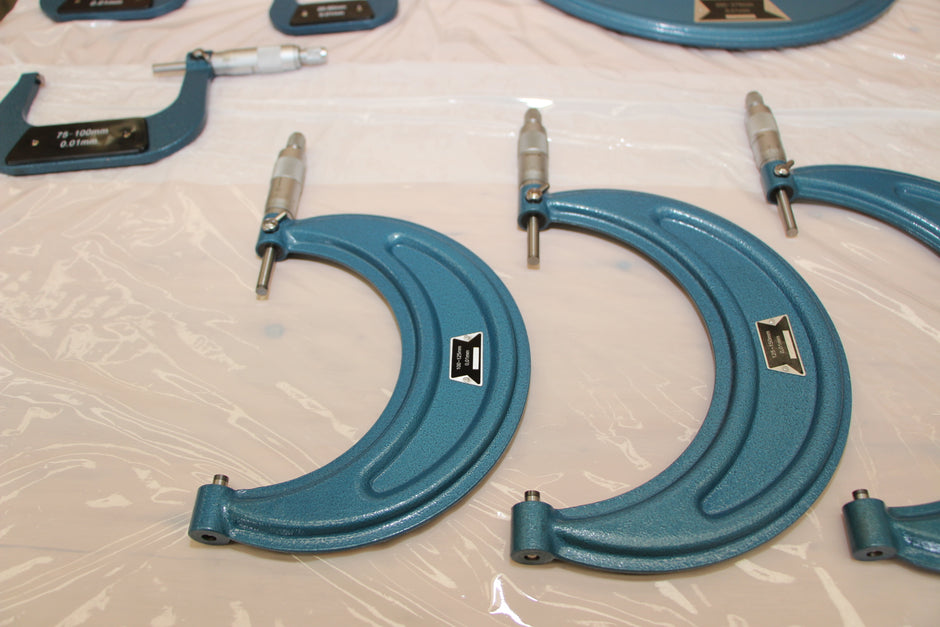 SDM0057 - Set of 12 External Centesimal Micrometers 0-300 x 0.01mm