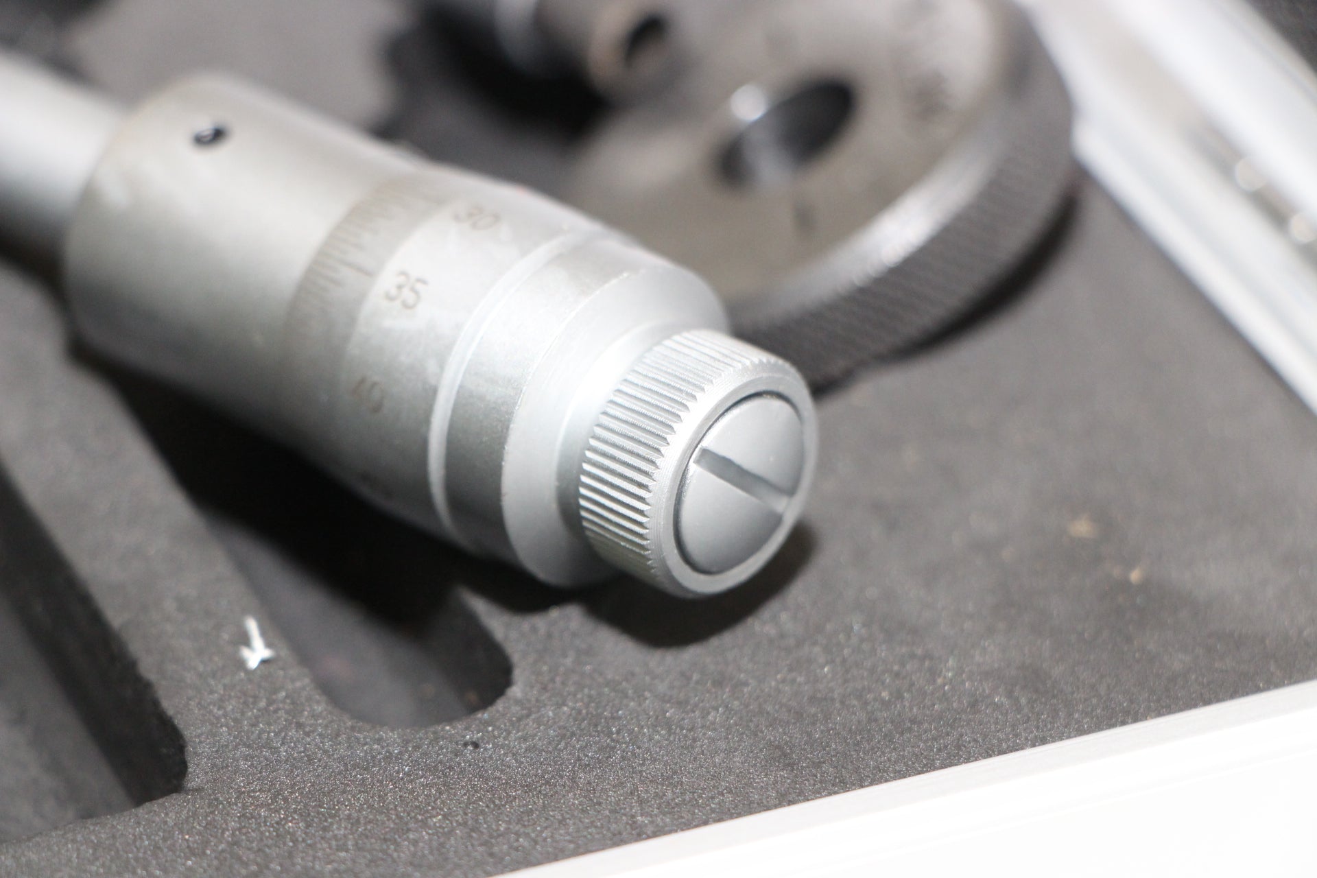 SDM0058 - Three Point Inside Micrometer 12-16 x 0.05mm