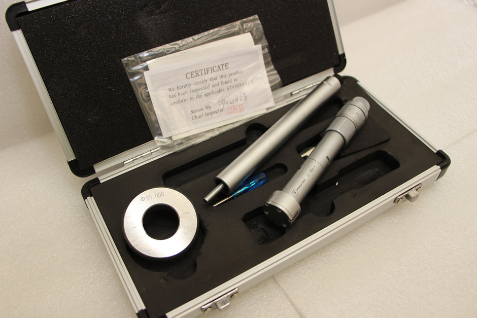 SDM0061 - Three Point Internal Micrometer 25-30 x 0.05mm
