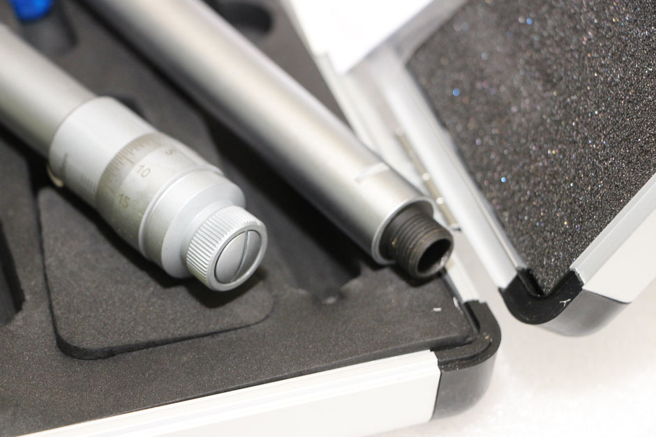 SDM0061 - Three Point Internal Micrometer 25-30 x 0.05mm