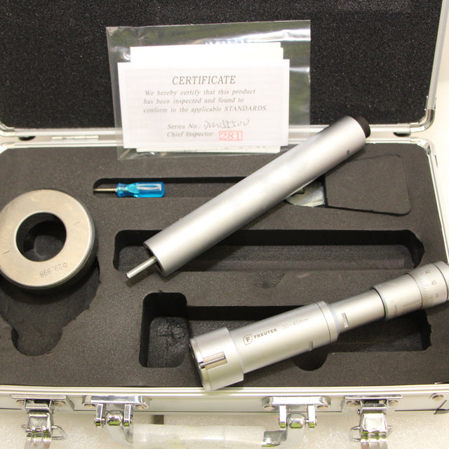 SDM0062 - Three Point Internal Micrometer 30-40 x 0.05mm