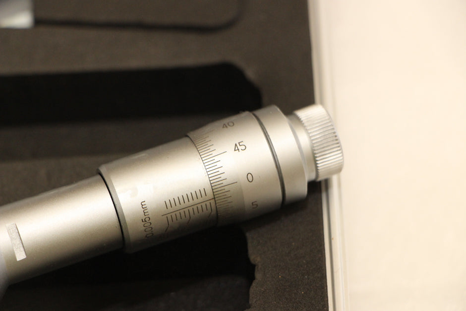 SDM0062 - Three Point Internal Micrometer 30-40 x 0.05mm