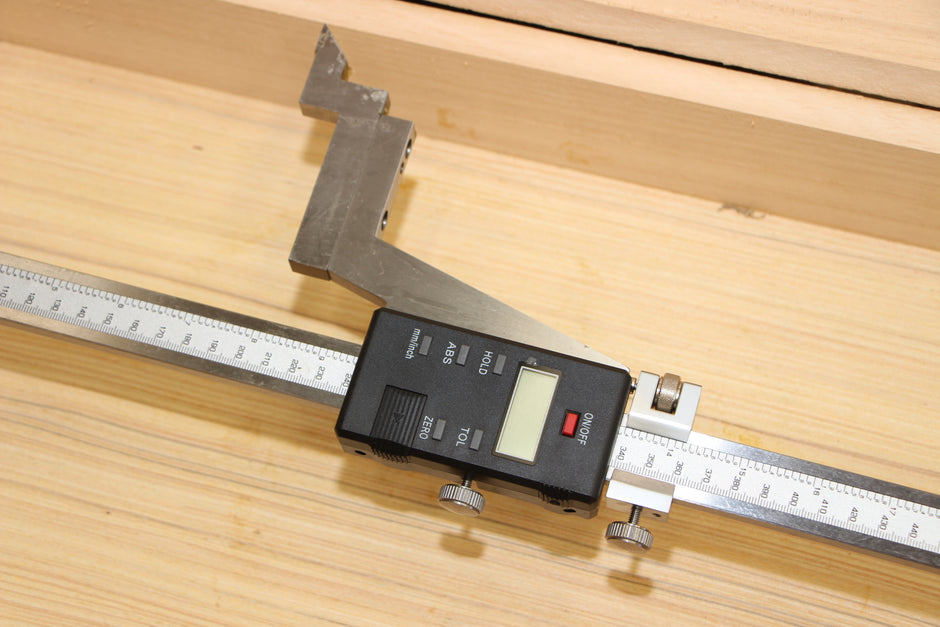 SDM0074 - Digital Height Caliper 0 600mm x 0,01/24
