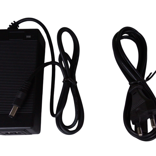 LON0001 - Carica Batteria Li-Ion 12.6V 3000 mAh