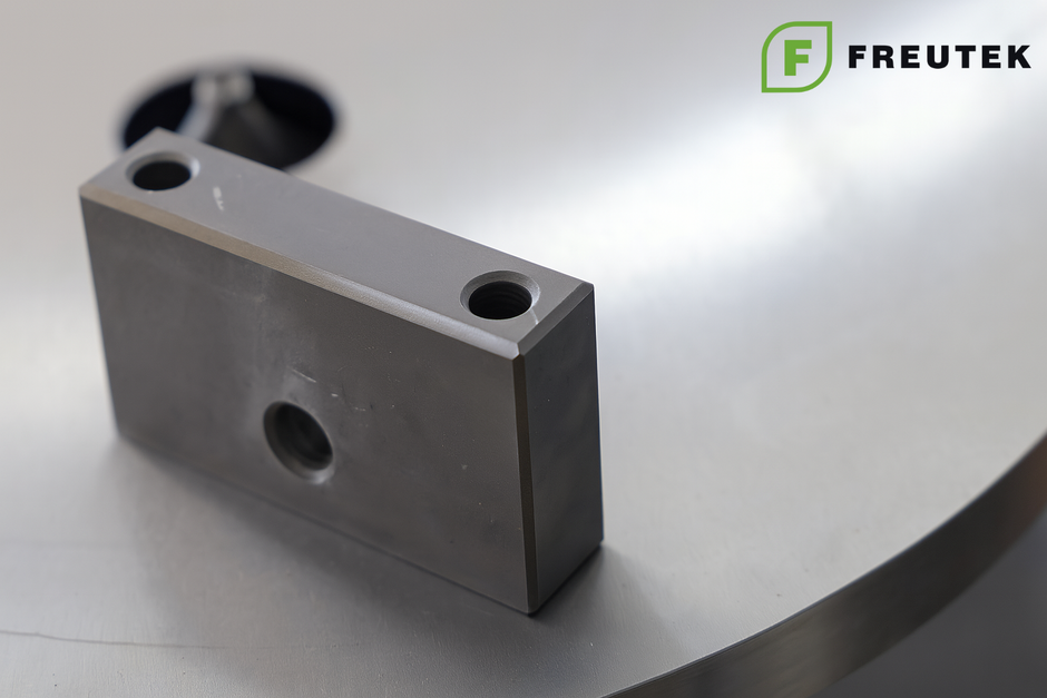 LON0010 - Smussatore Trifase Combinato per Profili Dritti e Curvi