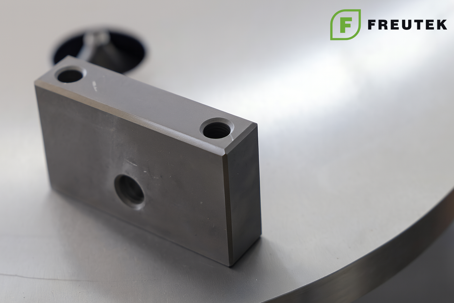 LON0010 - Smussatore Trifase Combinato per Profili Dritti e Curvi